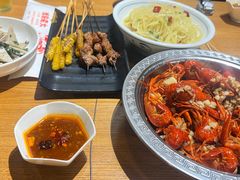 -琥珀老六龙虾(四里河店)