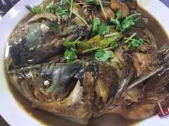 -明月食府(二区干二路店)