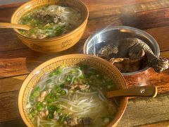 鸡汤米线-正宗李家土鸡米线店