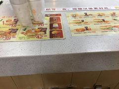 -华莱士·全鸡汉堡(艳粉店)