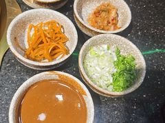 -顶顶汤火牛排火锅·经典铜锅涮肉