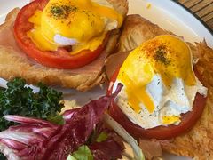 -Common Table · Brunch & Coffee