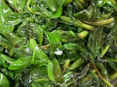 -芦茨金富饭庄·25年老字号·专做稻草鸡