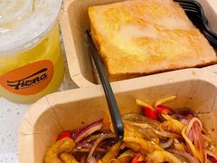 酸辣无骨鸭爪-肥安娜·小吃·饮品