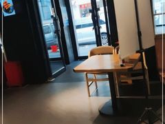 大堂-鸣记脆皮烤鱼(铁西店)