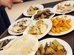 -天宜隆蘑菇宴火锅(石景山旗舰店)