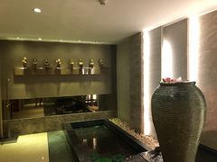 -西安大雁塔科技大学地铁站亚朵酒店