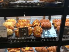 -红跑车蛋糕世界(网巾市店)