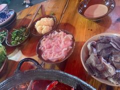-利姐牧牛匠老火锅(兰花店)