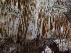 -波斯托伊纳溶洞