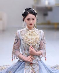 -LOVINA洛维娜婚纱礼服