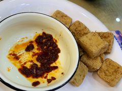 油煎臭豆腐-上海阿潘舟山海鲜店(东宝兴路店)