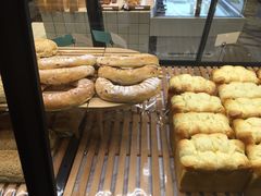 -Dough&Joe团憩(瑞虹天地月亮湾店)