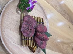 -青瓦餐厅·生鱼片·韩园烤肉(西塔店)