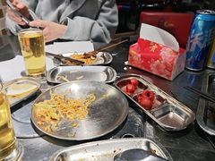 -马路牙子烧烤音乐酒馆(望京店)