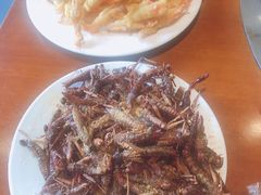 -铁锅炖灶台鱼老三炖鱼馆