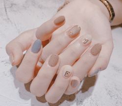 -EAST日式美甲美睫沙龙