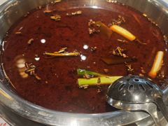 -肖肖酸萝卜鱼火锅(总店)