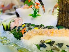 -东豪园林海鲜酒家(南港路辅路店)