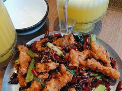 -街角等你.大连海鲜烧烤.经典铁板海鲜串(西安路店)