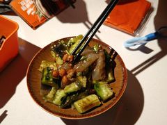 -鸣记脆皮烤鱼·海鲜烤鱼(三八广场店)