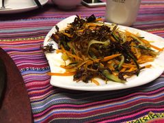 -香巴拉云南餐厅(华莱坞店)