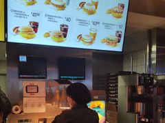 -麦当劳(西客站店)