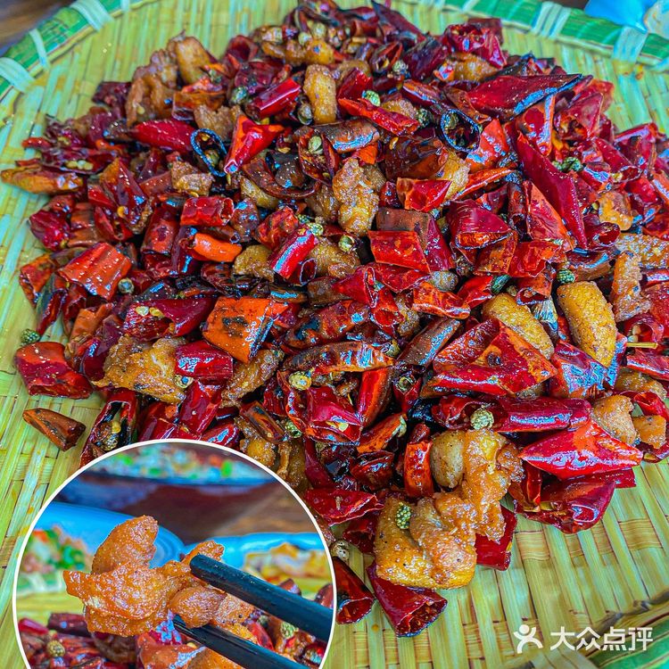 二刷藏在解放碑写字楼里的地道重庆江湖菜🔥