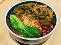 雪菜肉丝面-弄堂小笼包(西青中北永旺购物中心店)