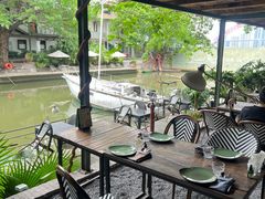 -喜洲吧·江畔老船厂·庭院餐厅(喜临院店)