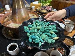 -果松木炭酸菜铜火锅·外婆参鸡汤