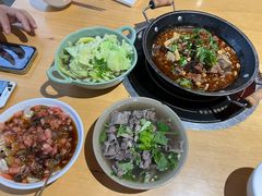 -大众跷脚牛肉馆·非遗传承单位(峨眉山店)