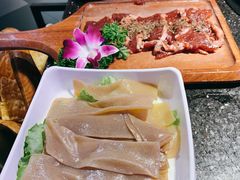 -热火朝天鲜切牛肉火锅(南强街巷店)