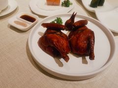 脆皮烧乳鸽-御宝轩(益丰·外滩源店)