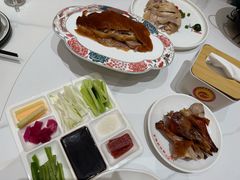 -梅利汴京烤鸭•开封豫菜地标店(东司门店)