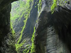 -龙水峡地缝景区