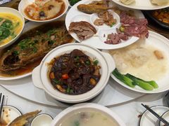 -梅利汴京烤鸭•开封豫菜地标店(东大街店)