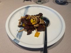 菌菇爆炒牛肉粒-漢舍中国菜馆(889广场店)