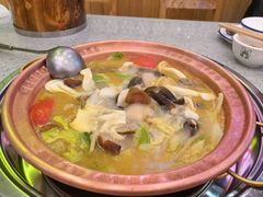 -阿婆情腊排骨火锅(金虹路店)