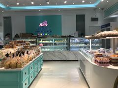 面包甜点陈列柜-PUFFRING帕芙琳(延兴门店)
