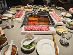 -海底捞火锅(关山保利店)