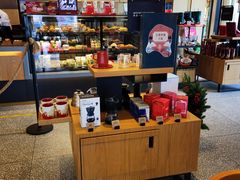 零售区-星巴克臻选(金桥国际店)