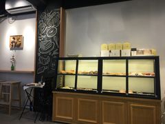 面包甜点陈列柜-流酥可心·牛乳蛋糕商店(禾祥西路店)
