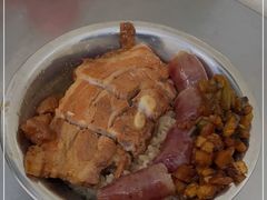 -梁阿婆廿年老牌扣肉糯米饭