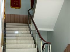 -瑞鹏宠物医院·内科·中兽医·骨科(苗圃店)