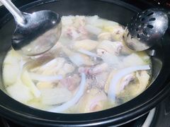 竹笙椰子鸡-百年果林椰子鸡(中洲店)