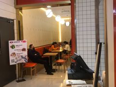 门面-白玉兰食品甜凤店(合生汇店)
