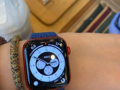 -Apple零售店(华贸购物中心店)