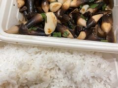 -半山腰·云南菜(侨福芳草地店)