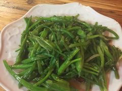 -小锅巴纳西餐厅